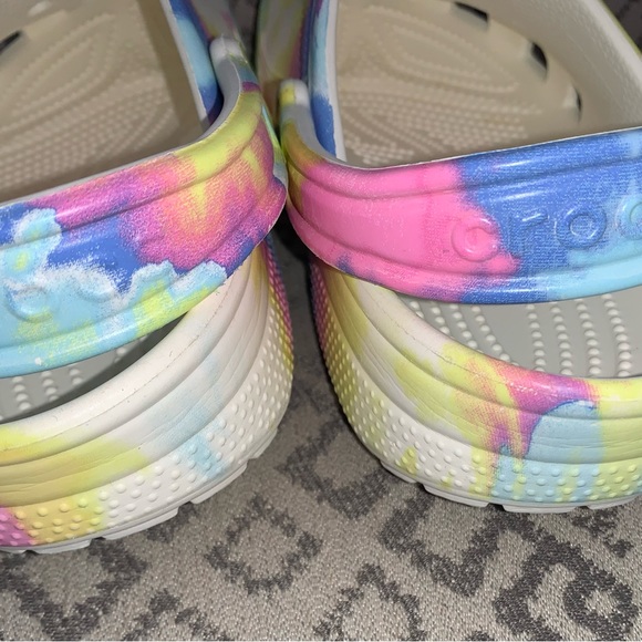 Crocs Tie Dye women’s shoes size 8 - Picture 4 of 11